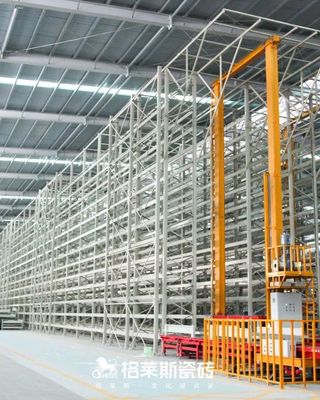 中國品牌日|格萊斯瓷磚創(chuàng)新驅(qū)動,站在新明珠肩膀上揚帆起航